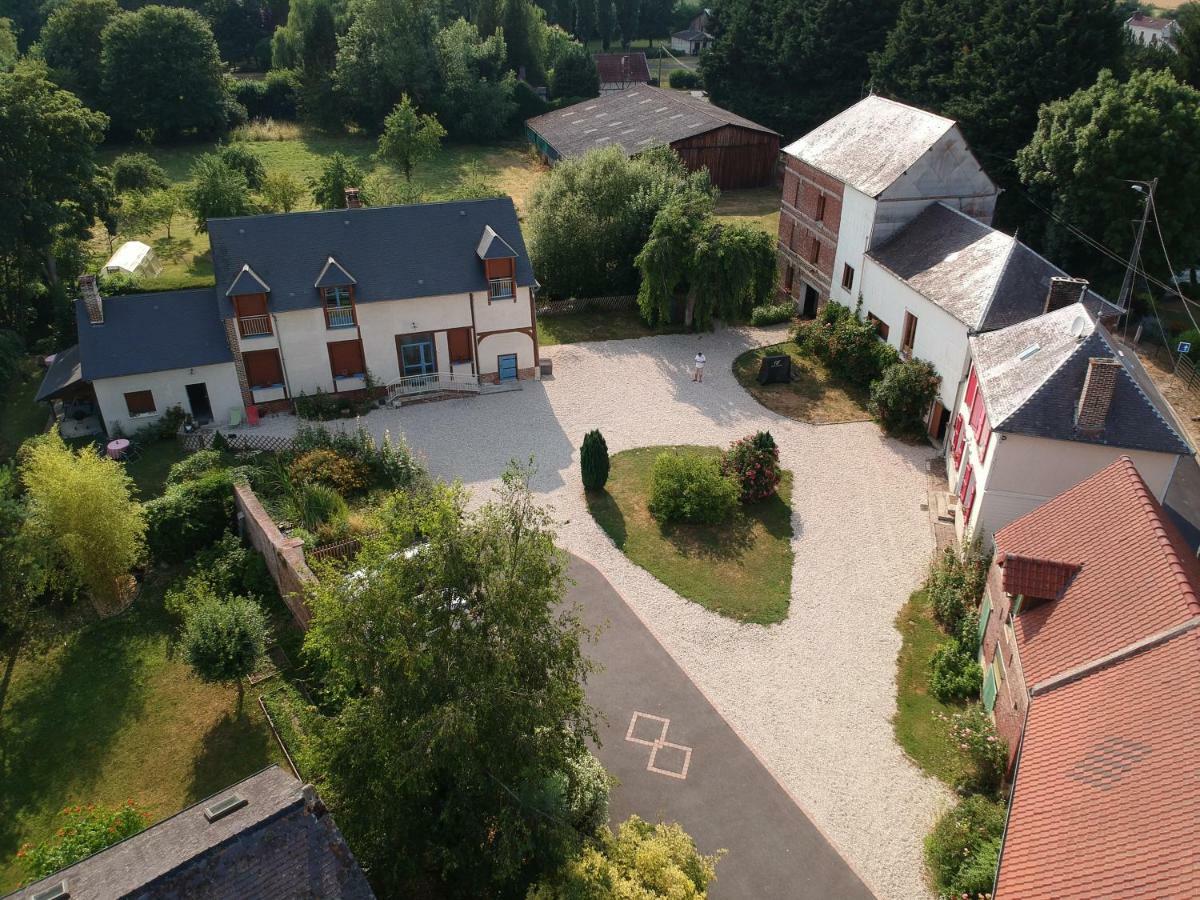 Le Moulin Aux Moines Panzió Croissy-sur-Celle Kültér fotó